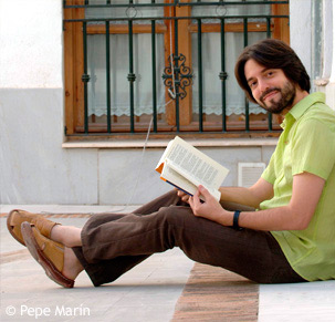 Andrés Neuman curriculum