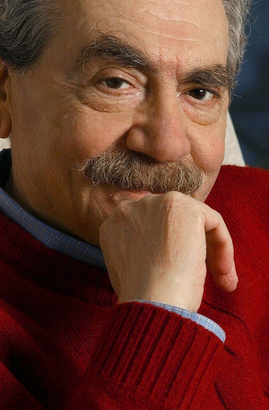 ISIDORO BLAISTEN. EL ESCRITOR FALLECIO HOY A LOS 71 AOS. ULTIMAS FOTOS DEL DIARIO TOMADAS PARA LA ENTREVISTA A INTELECTUALES. 10_08_04