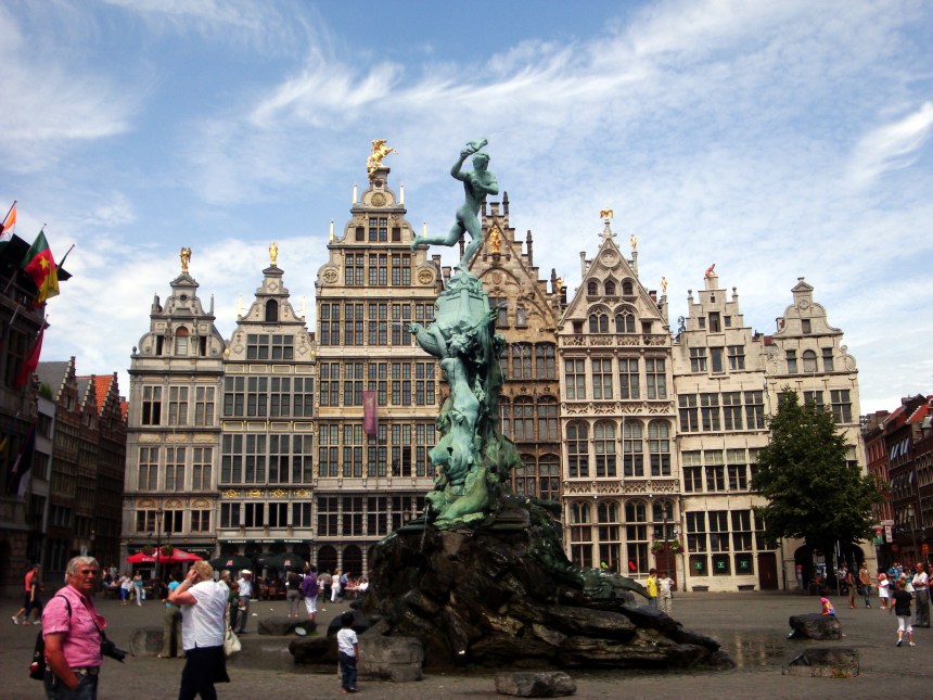 grote_markt_in_antwerp